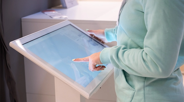 Touchscreen rental in Dubai